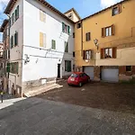 Suite 35 Nel Centro Storico Di Siena In The Historic Center Of Siena